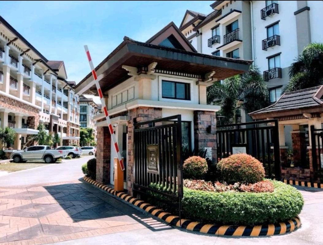 Cozy 2Br With Free Pool Beside Sm City Mall Davao Luaran gambar