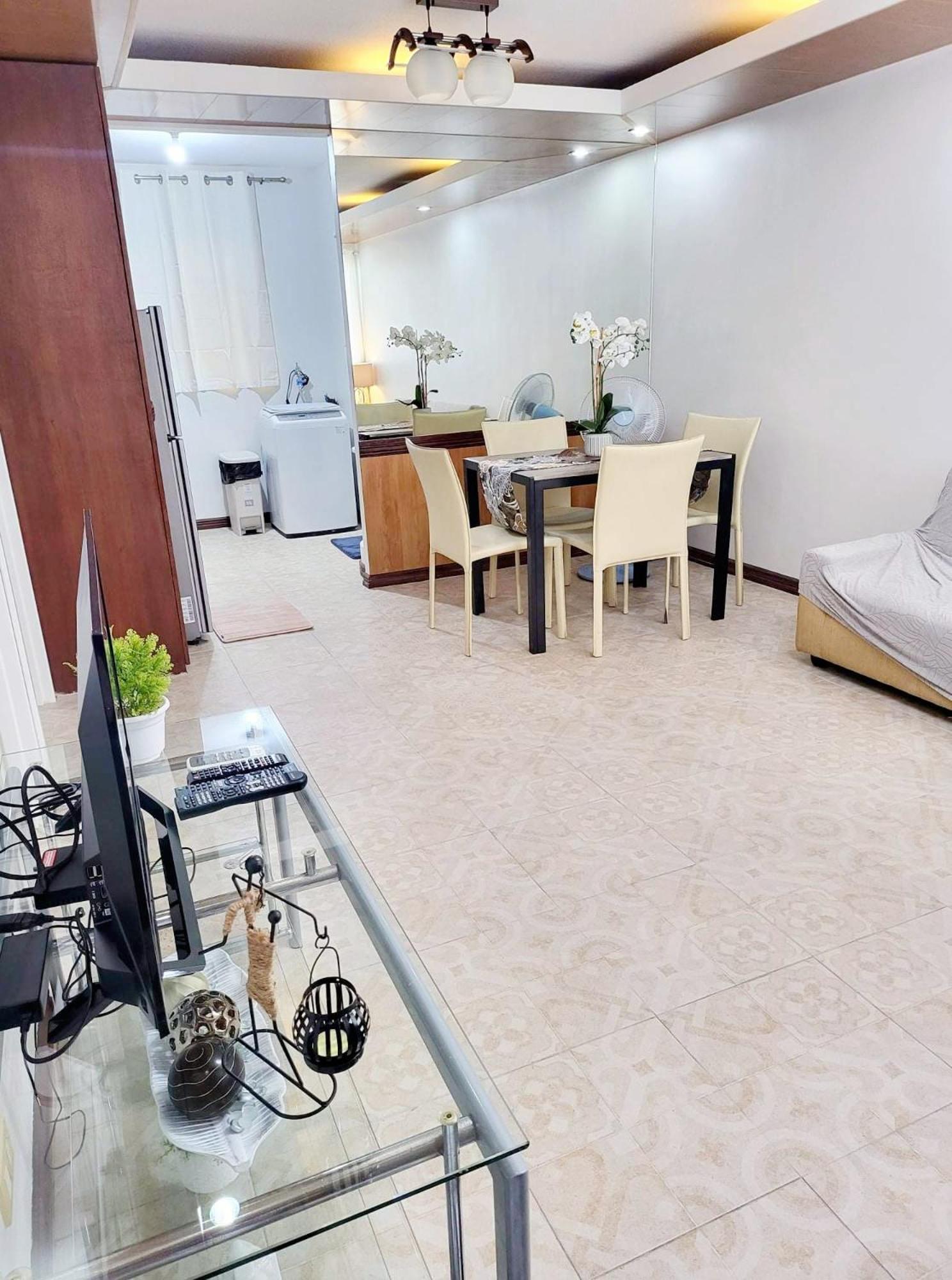 Cozy 2Br With Free Pool Beside Sm City Mall Davao Luaran gambar