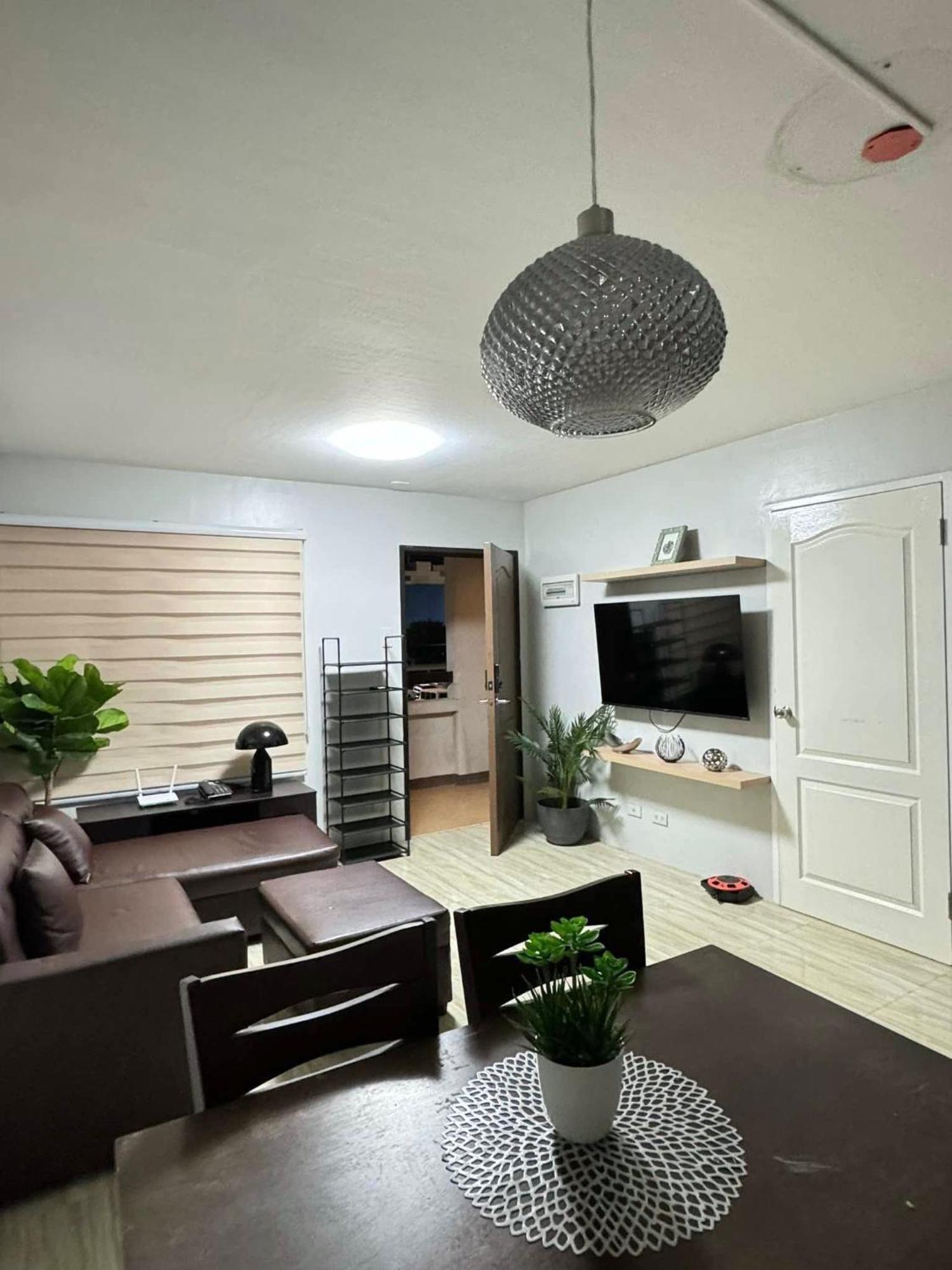 Cozy 2Br With Free Pool Beside Sm City Mall Davao Luaran gambar